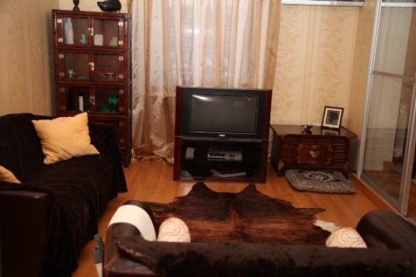 Nemiga subway station, 2-two-bedroom apartment for rent in Minsk, Gorodskoj Val street, house number 10